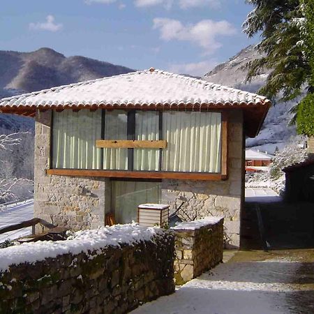 Apartamentos Rurales El Lleron Caso 外观 照片