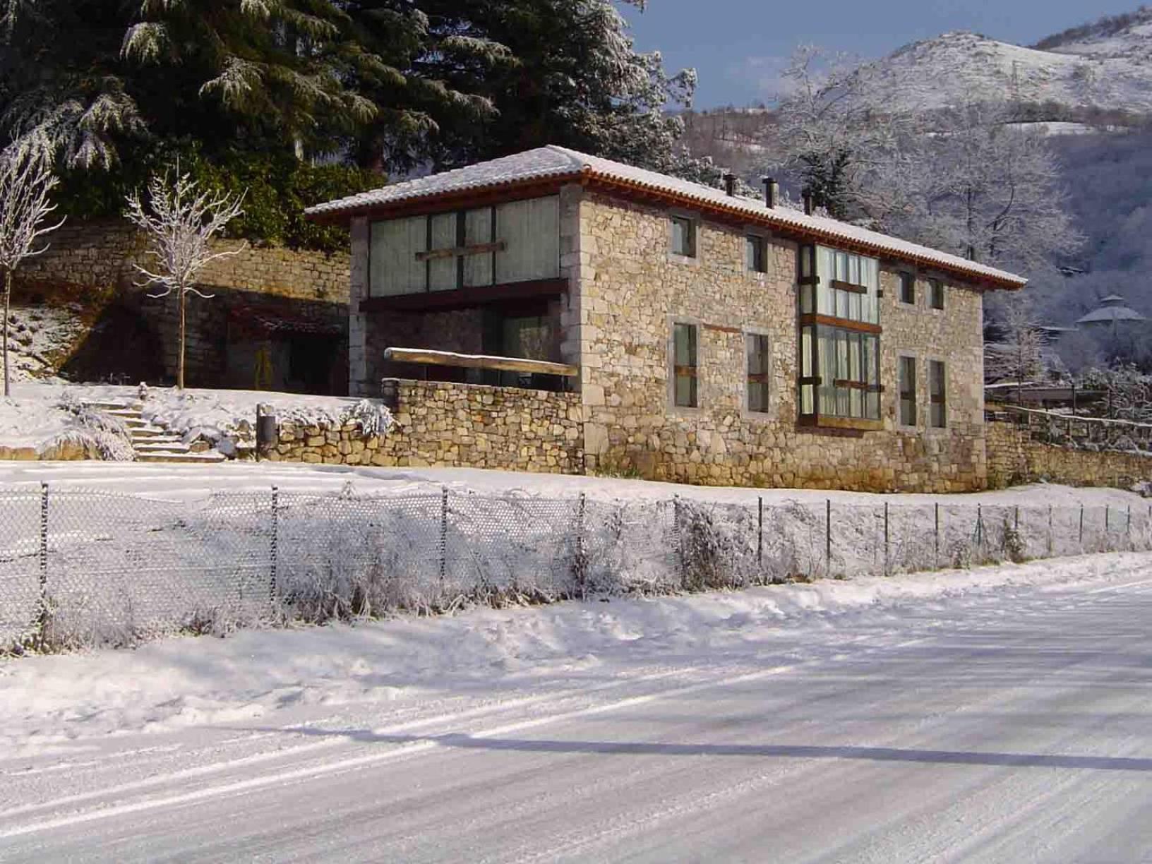Apartamentos Rurales El Lleron Caso 外观 照片