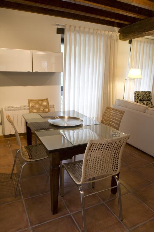 Apartamentos Rurales El Lleron Caso 外观 照片