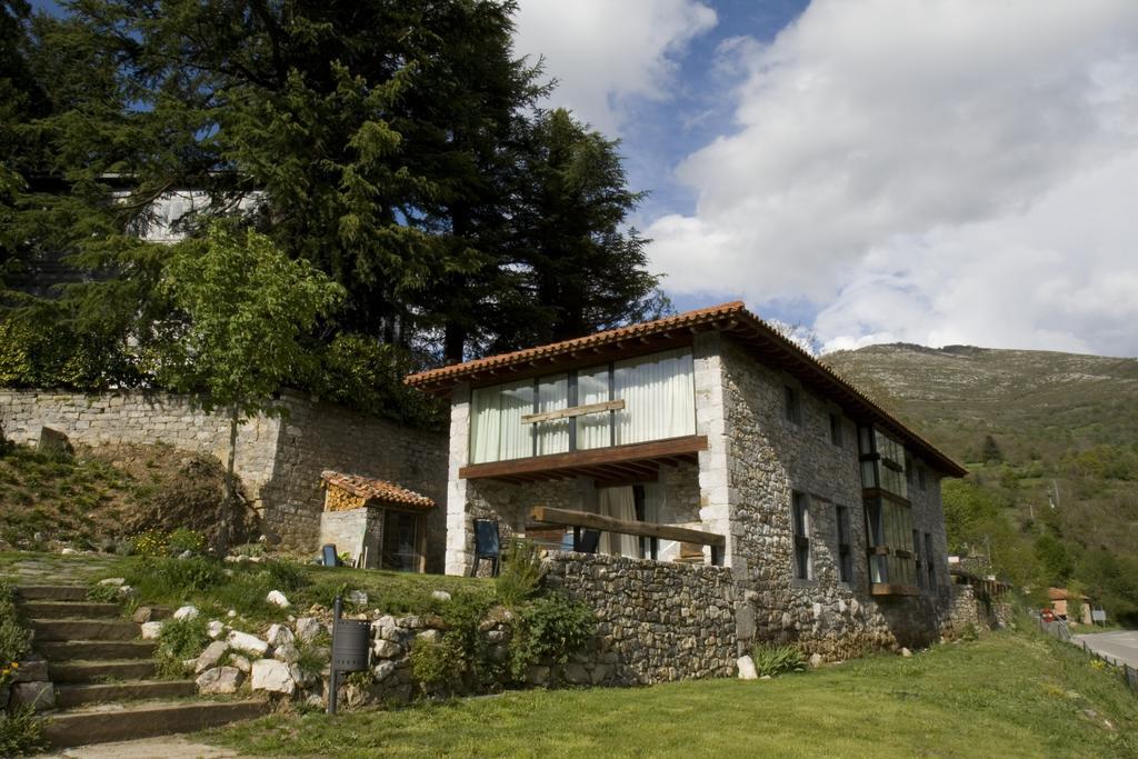 Apartamentos Rurales El Lleron Caso 外观 照片