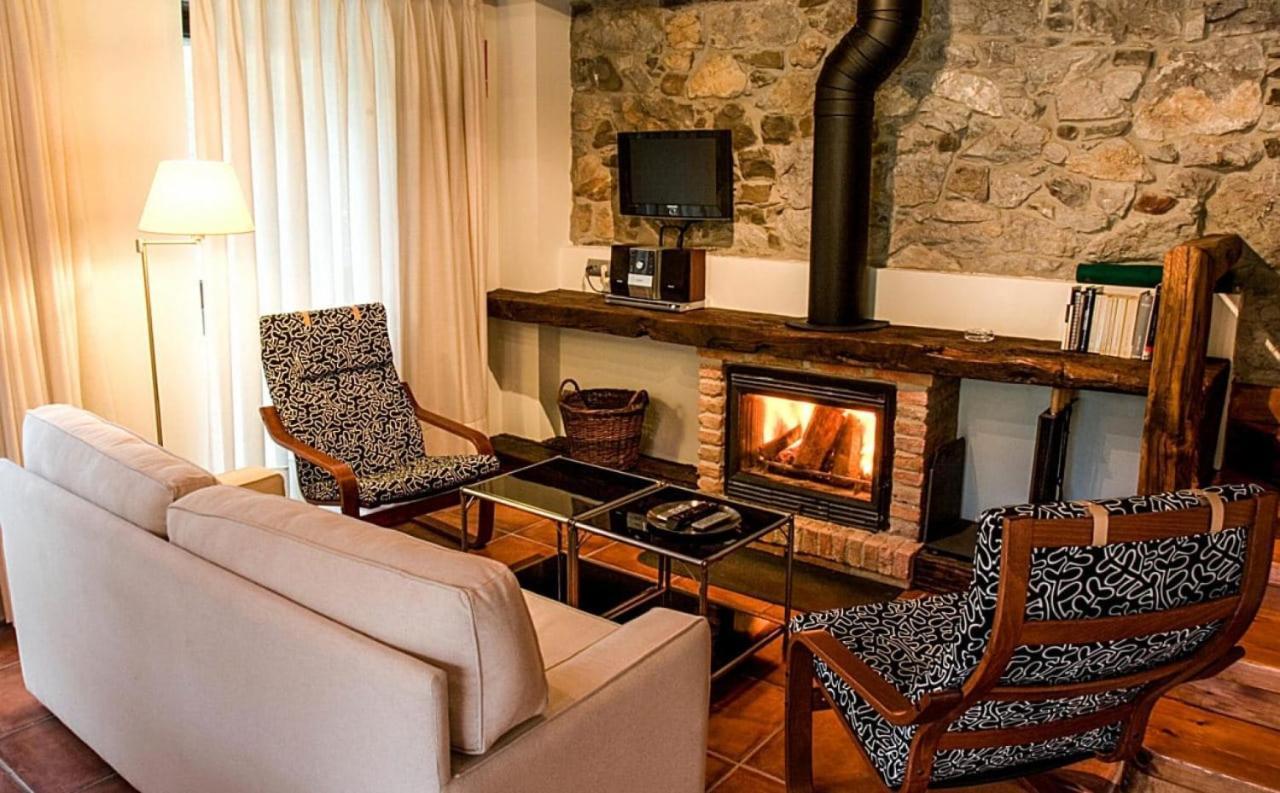 Apartamentos Rurales El Lleron Caso 外观 照片